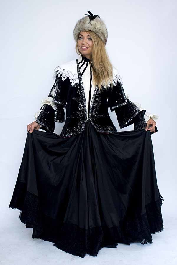 Suknia kontuszowa czarna