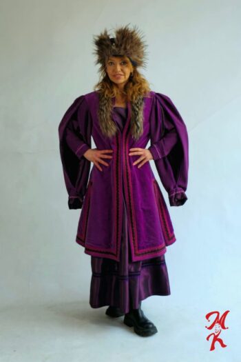 Kontusz Szlachecki Fioletowy – Duma i Elegancja Dawnej Rzeczypospolitej